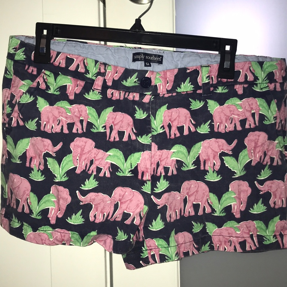 Simply Southern navy shorts with pink elephants